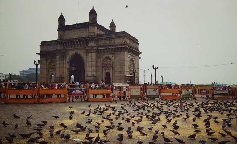 tourist places near mumbai cst railway station