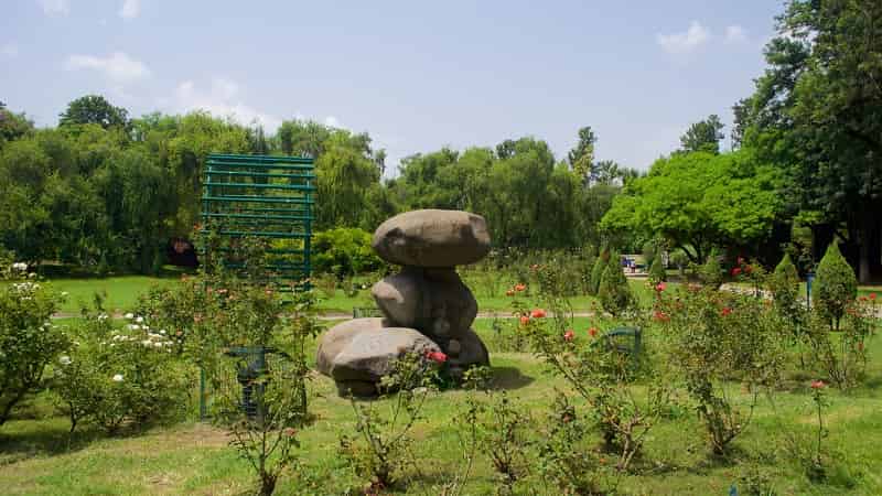 Zakir Hussain Rose Garden