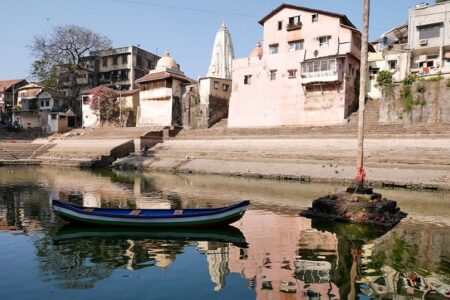 Walkeshwar Temple