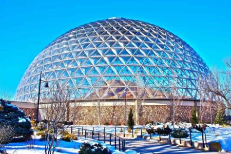 Omaha’s Henry Doorly Zoo and Aquarium