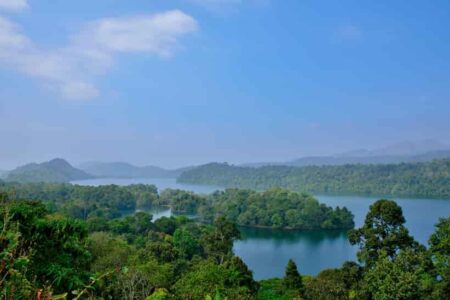 Sholayar Dam